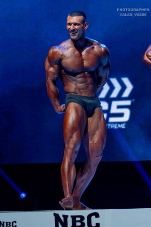 CLASSIC PHYSIQUE +178